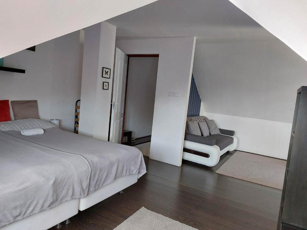 Welcome Vendeghaz Hotel Beci Exterior foto